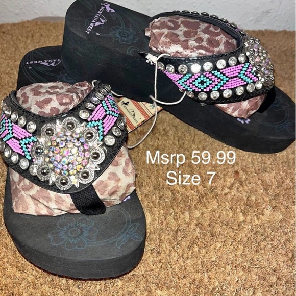 Montana West Shoes - NWT Montana west flip flop